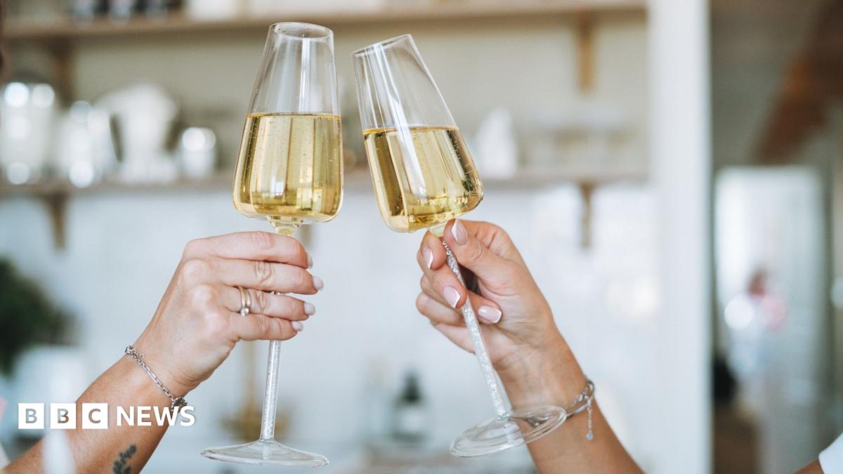 United States ban on Canadian alcohol and dairy takes effect amid trade war