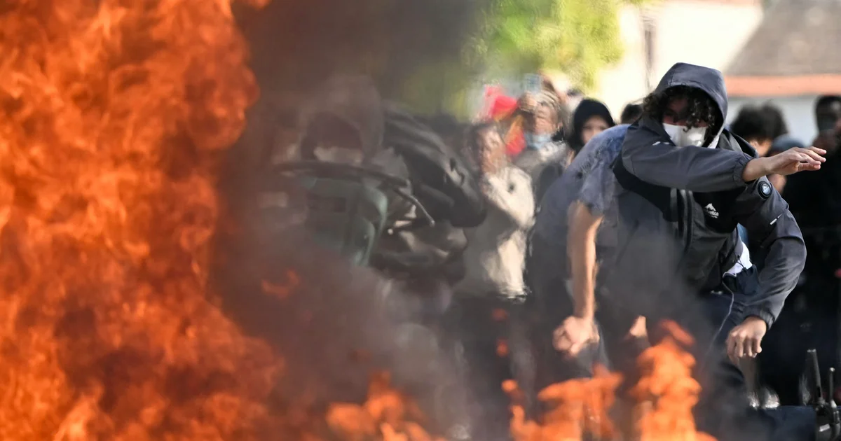 French Schools Shut as Student Protests Ignite Over Conditions