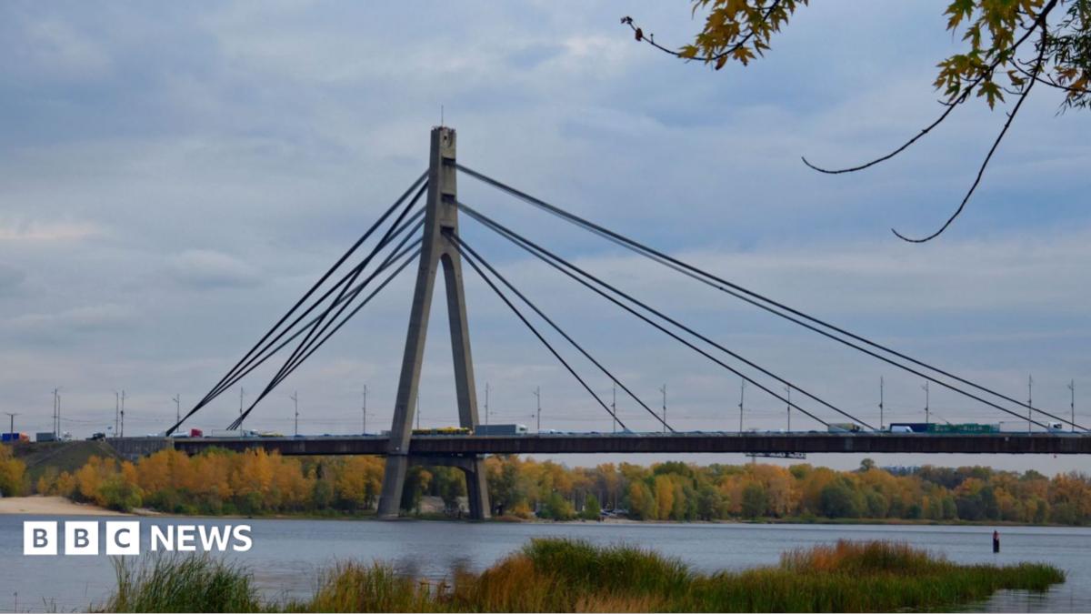 Russia Strikes Second Major Kyiv Bridge, Officials Confirm
