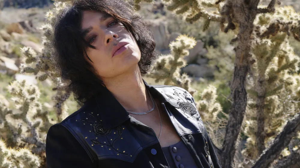 Lawrence Rothman Unveils ‘Here Lives Love/Sawdust to Stardust’ and Shares Bowie Insight