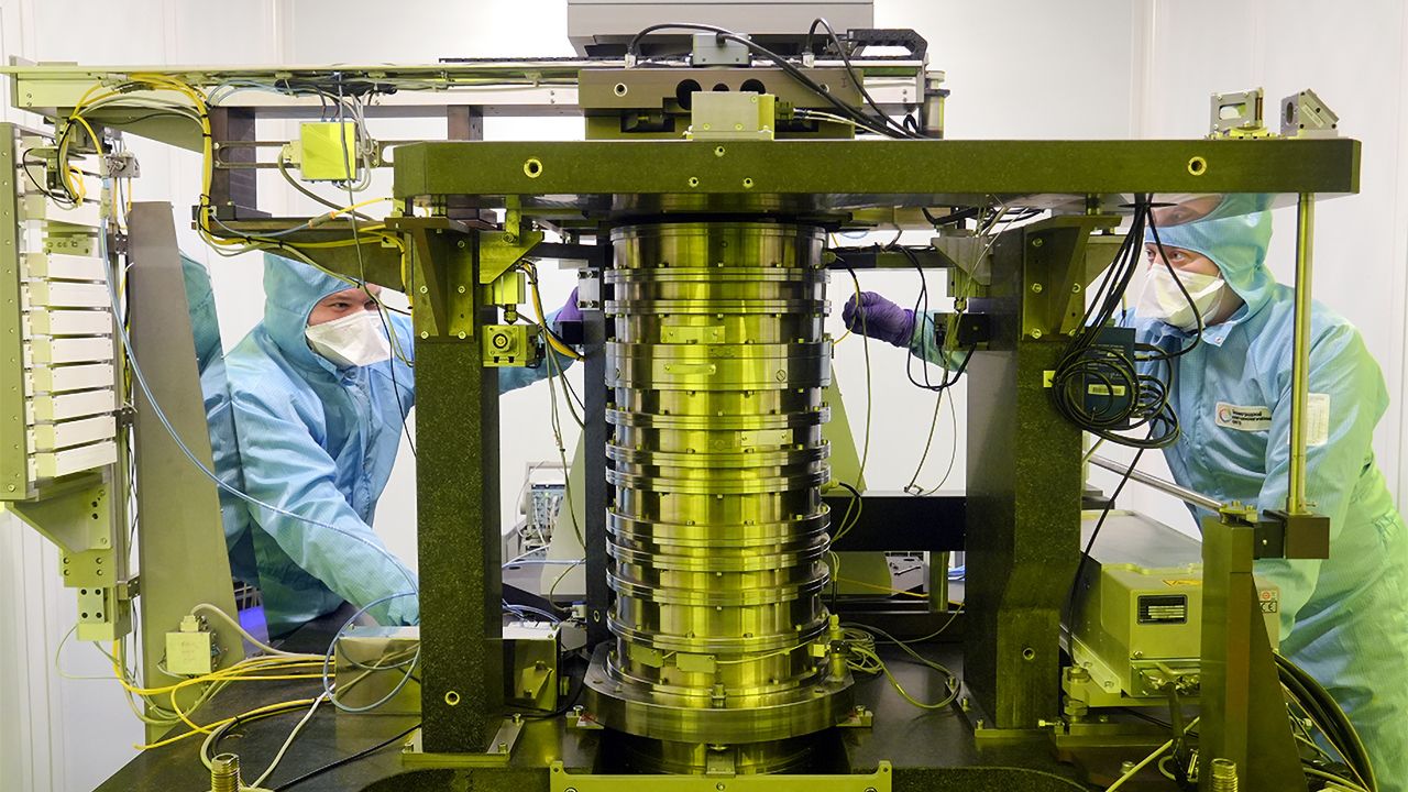 Russia Unveils First 130nm Lithography Stepper, Lagging Modern Tech by 25 Years