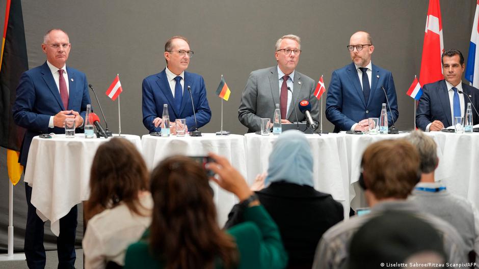 Germany pushes to complete return hubs by year end