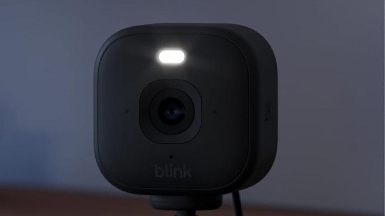 Amazon Cuts Price on Blink Mini 2K Plus to $21.99 – 45% Savings