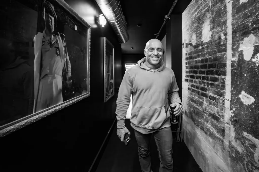 Joe Rogan Signs Multi Year Extension With Spotify