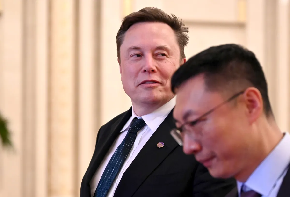Elon Musk Blames Mukesh Ambani for Starlink India Delay