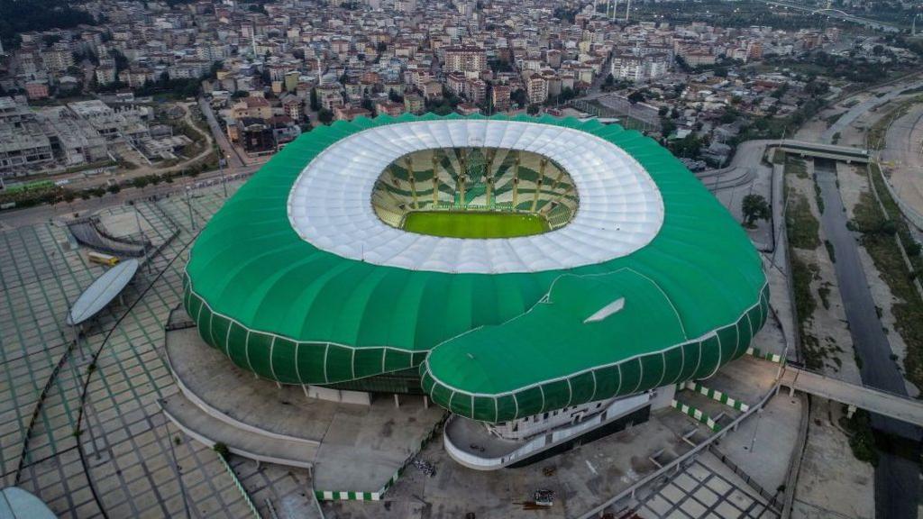 Time to Rise? Ranking Europe’s Sleeping Giants of Football