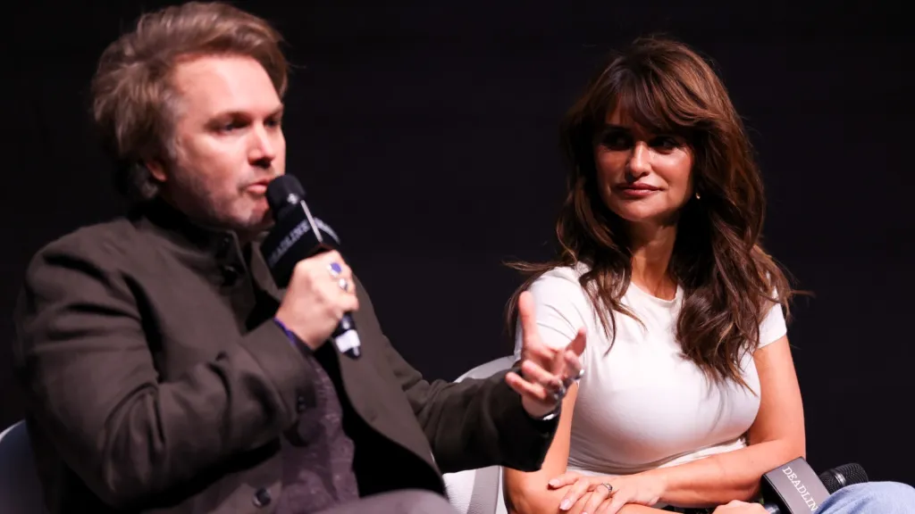 Penélope Cruz Talks Working With Javier Bardem in Florian Zeller's Bunker