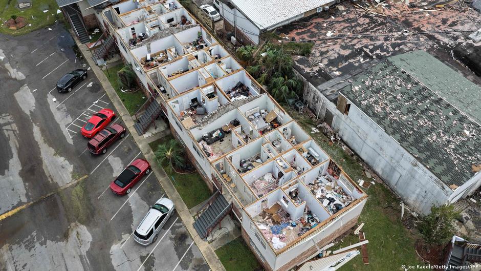 Storm Isaias Leaves Four Dead as It Sweeps Through the Southern US
