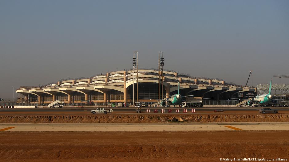 Second Strike on Riyadh Airport Kills 11, Raises Red Sea Tensions
