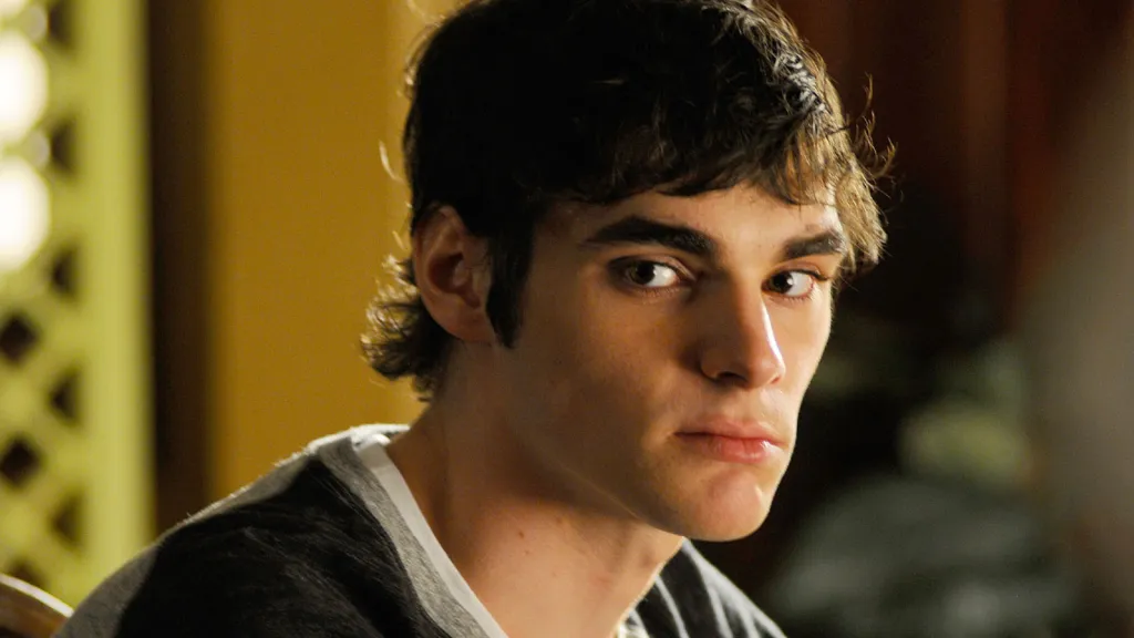 Breaking Bad Co‑Stars Mourn RJ Mitte in Emotional Tributes