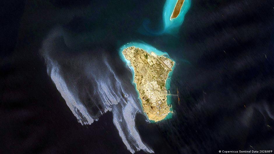 Explosions Near Kharg Island Highlight Growing Tensions in the Persian Gulf