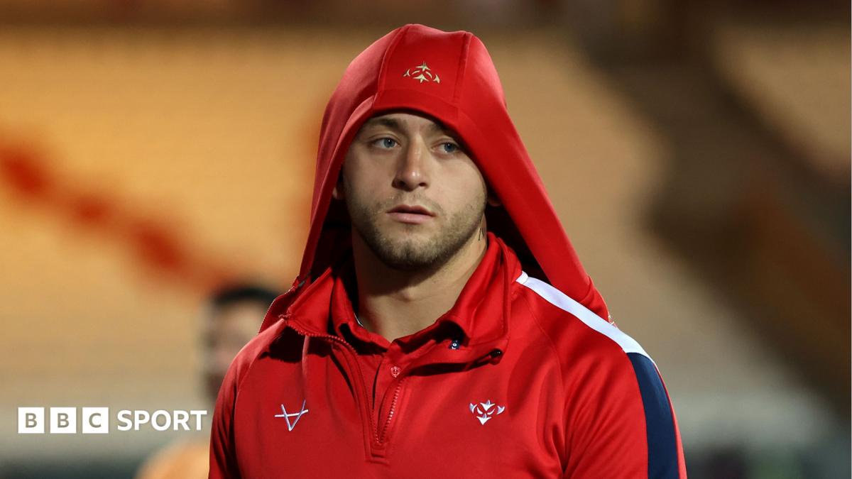 Mikey Lewis Omitted from England's Rugby League World Cup Opener