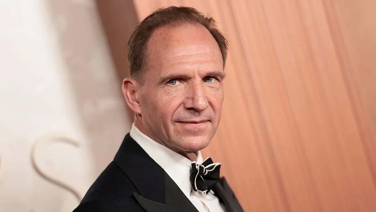 Ralph Fiennes to Portray Sir Henry Cecil in New Horse Racing Drama