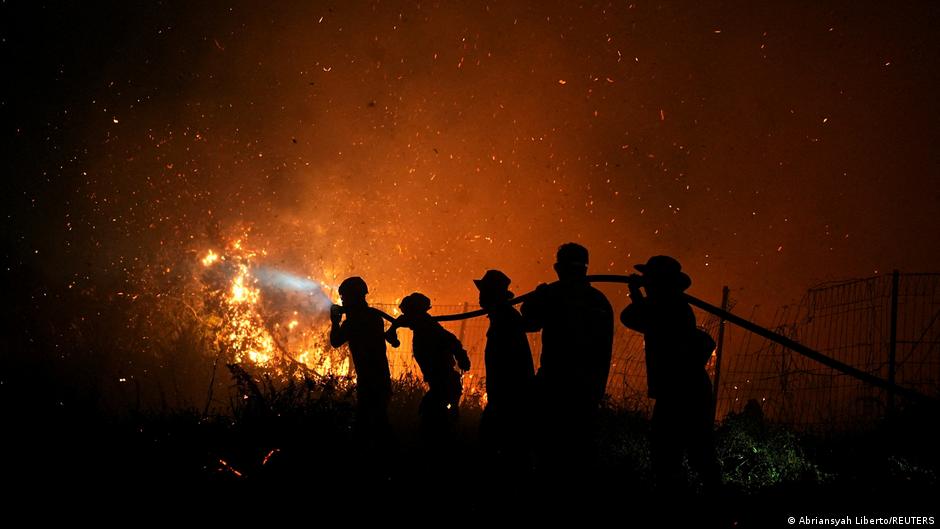 Four Firefighters Killed as Mount Bromo Wildfire Rages