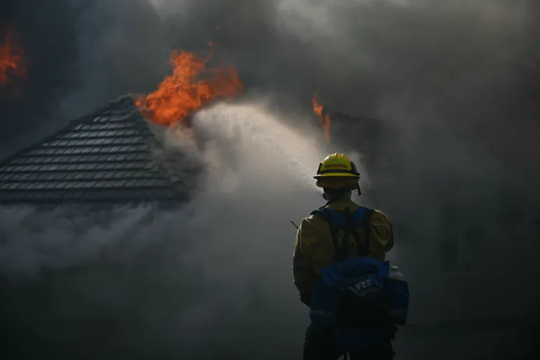 Norte Fire Ravages Orange County, Forces Evacuations and Threatens Homes