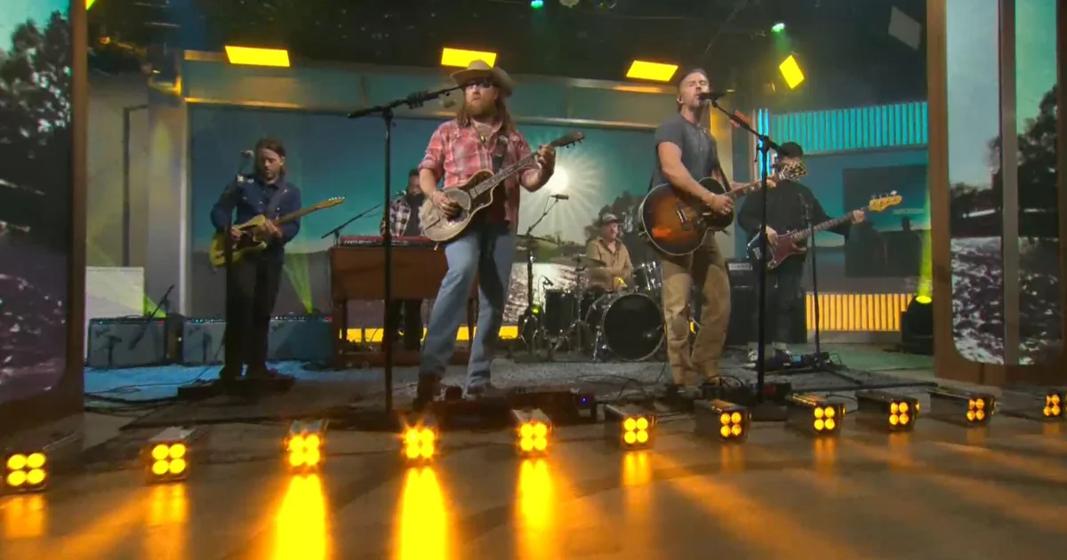 Saturday Sessions Spotlight: Brothers Osborne Deliver Powerful Rendition of "R.I.P."