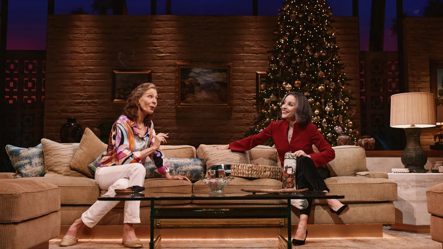 Review of "Other Desert Cities": Star Power Fails to Revive Baitz Drama