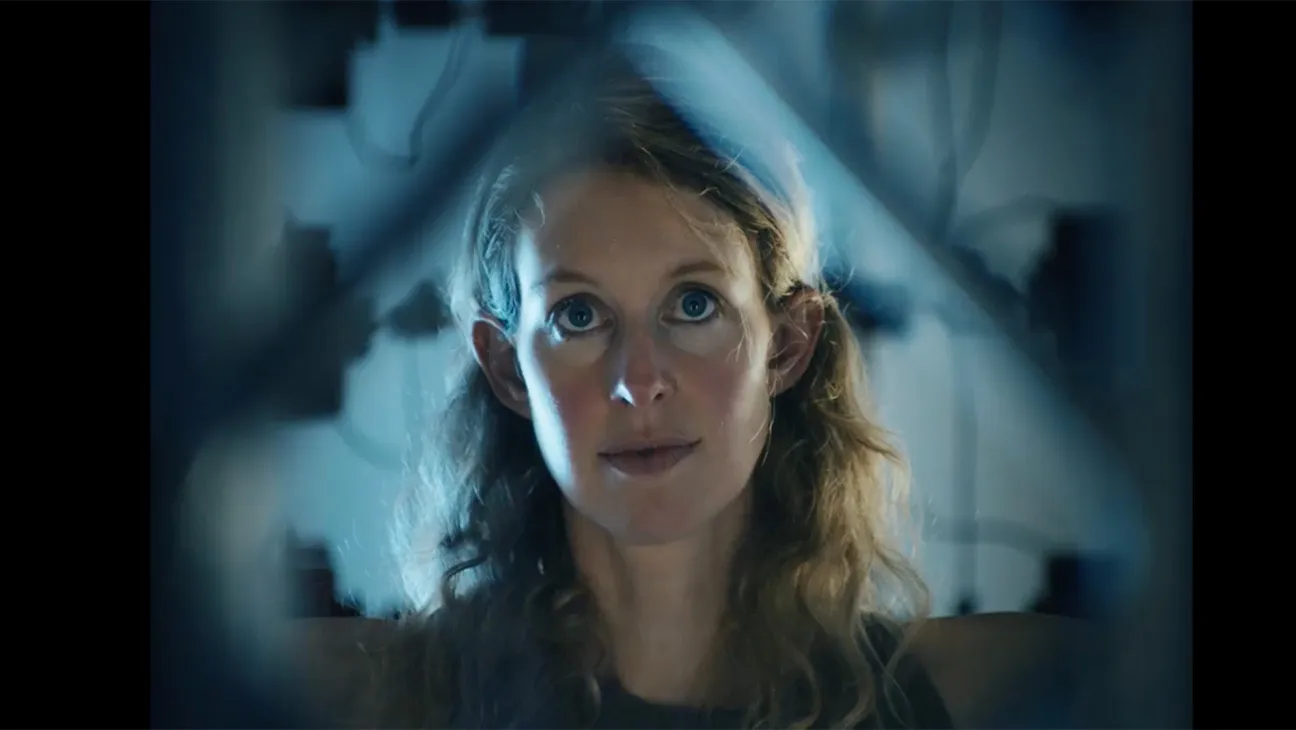 'You Can See Everything': A Modern Gothic Romance Redefining Shared Reality