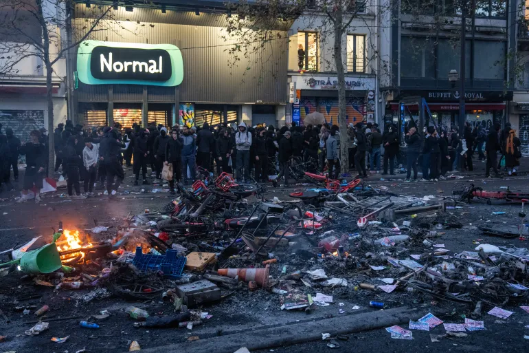 French Protests Threaten Macron’s Centrist Coalition Ahead of Elections