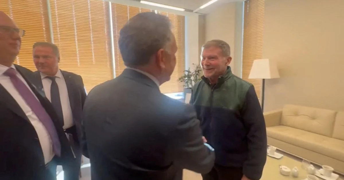 Stephen Hubbard Freed from Russian Prison, Son Reflects on Ukraine Decision