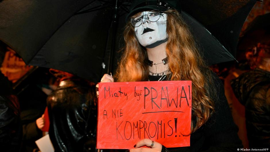Poland’s Mass Protests Push for Expanded Abortion Rights