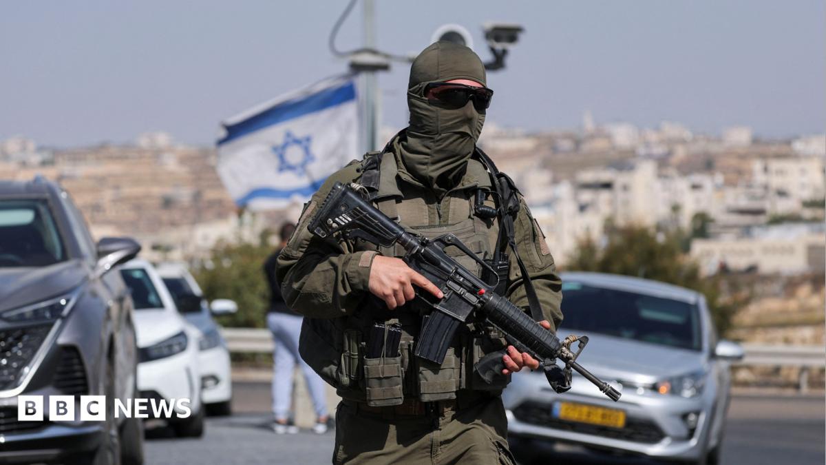 Five Israelis Wounded, Two Attackers Killed in West Bank Shooting Amid Election Tension