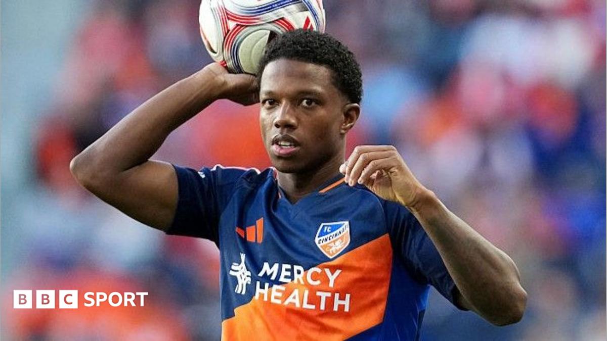 Tyrell Malacia says he has no regrets about Manchester United stint