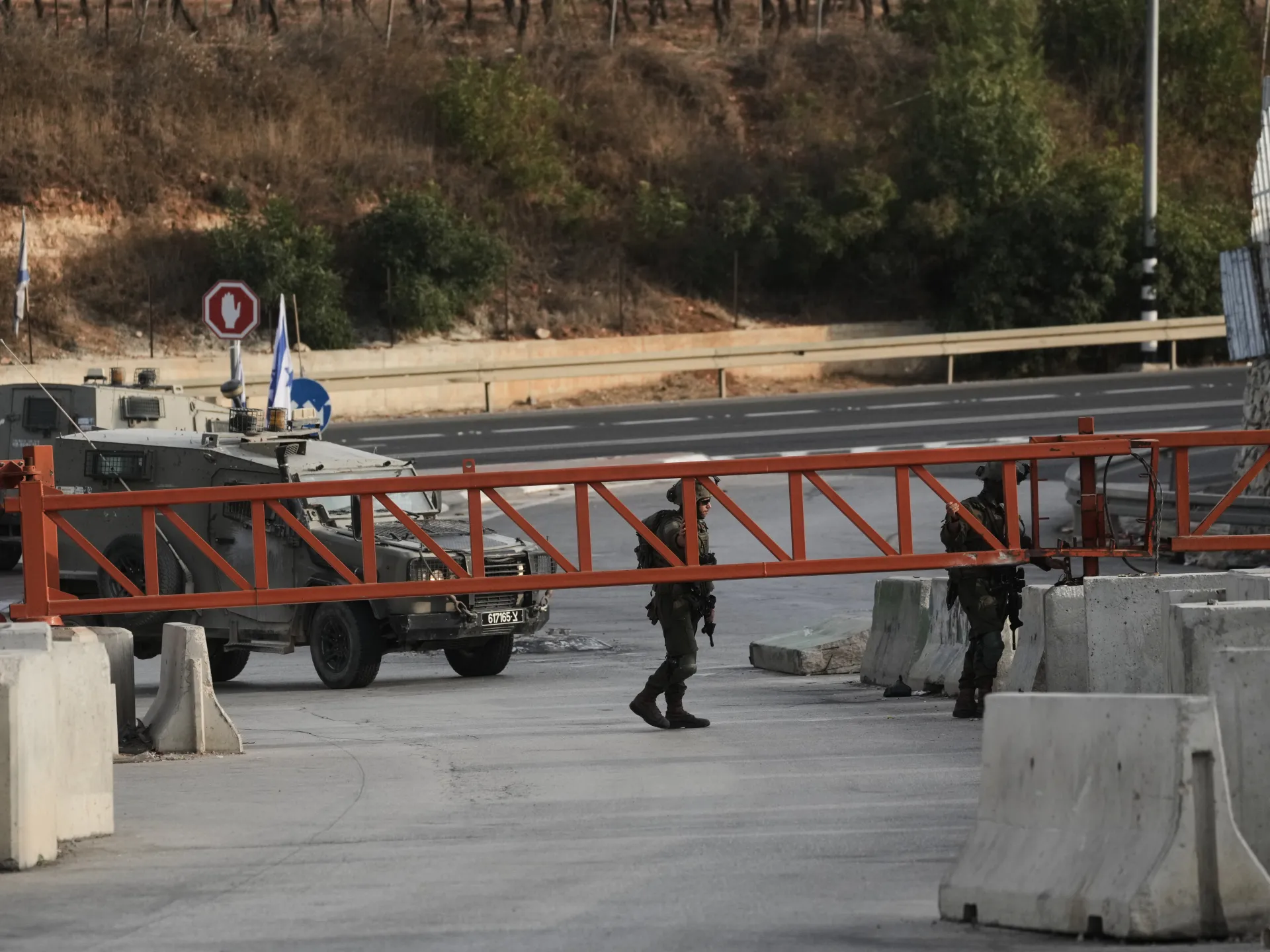 Over 2,000 Families Displaced in Hebron After Israeli West Bank Raids