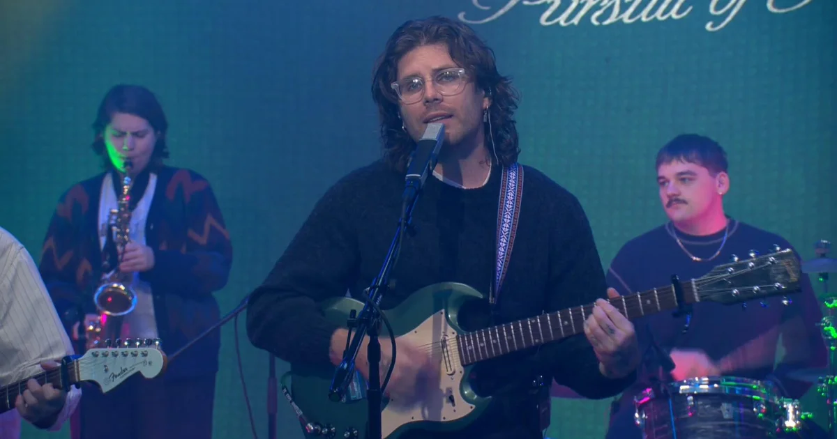 Saturday Sessions Highlights Vacations’ “I See Myself In You”