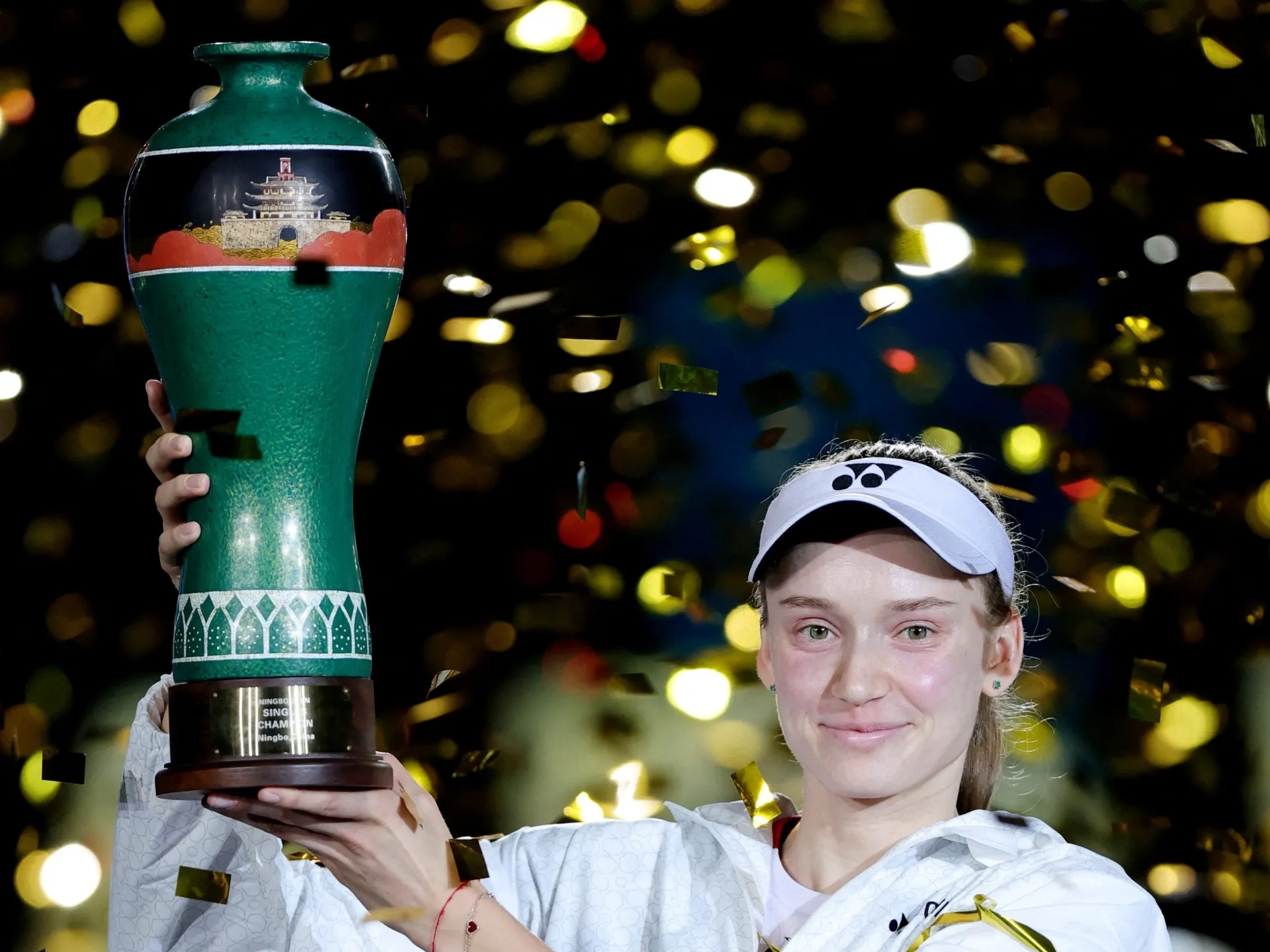 Elena Rybakina Defends Ningbo Crown and Secures First Trophy as World Number One