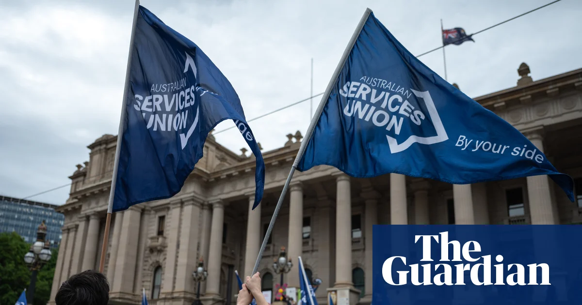 Two Victorian unions withdraw support from Labor ahead of state election