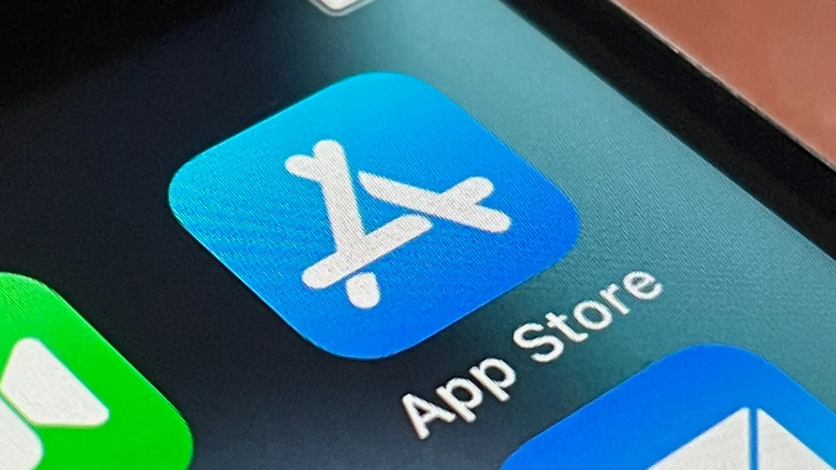 Phil Schiller Leaves Apple App Store Role Amid Strategic Uncertainty
