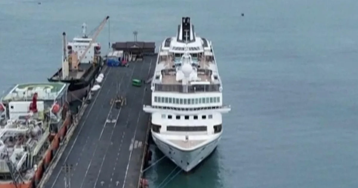 Funding Scramble Exposed Before Forever Cruise Was Stranded