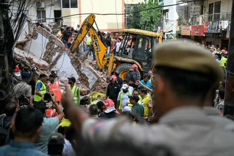 Delhi building collapse kills six, rescue teams search for survivors