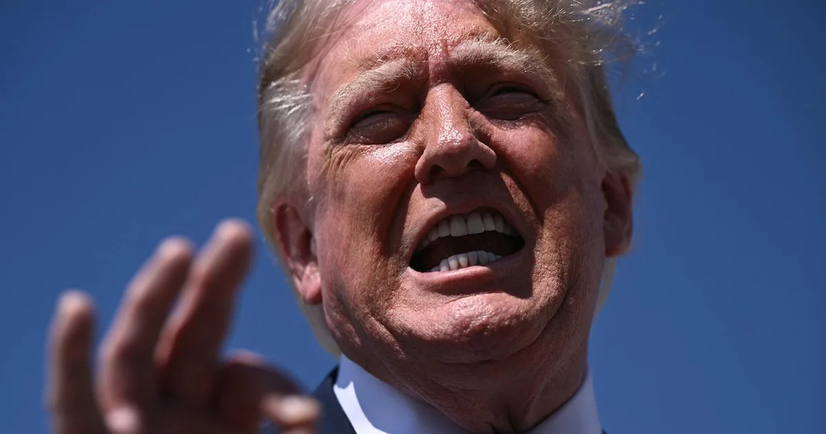 Trump Escalates Canada Trade War with Ban on Motorcycles, Dairy and Alcohol