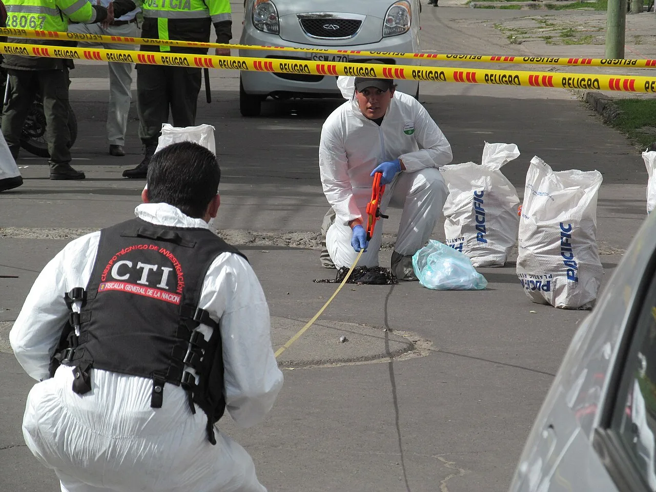 Cover image for Colombia Car Bomb