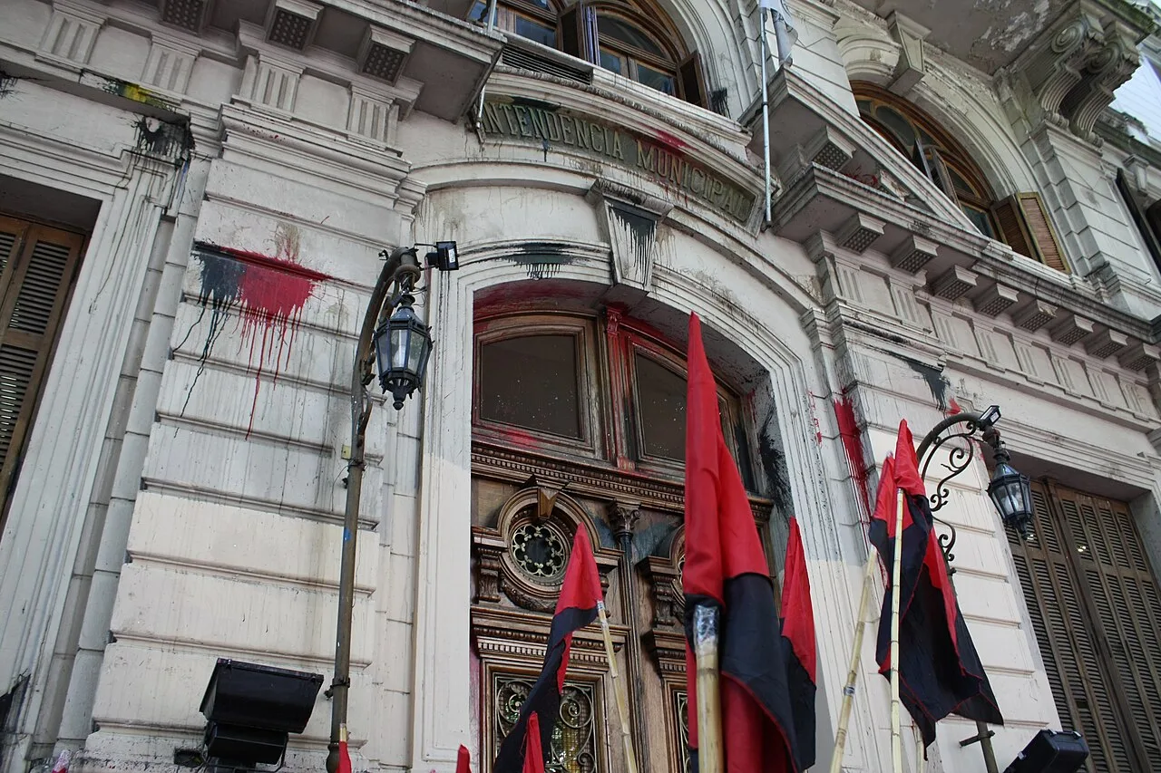 Cover image for Milei's Property Bill Sparks Protests
