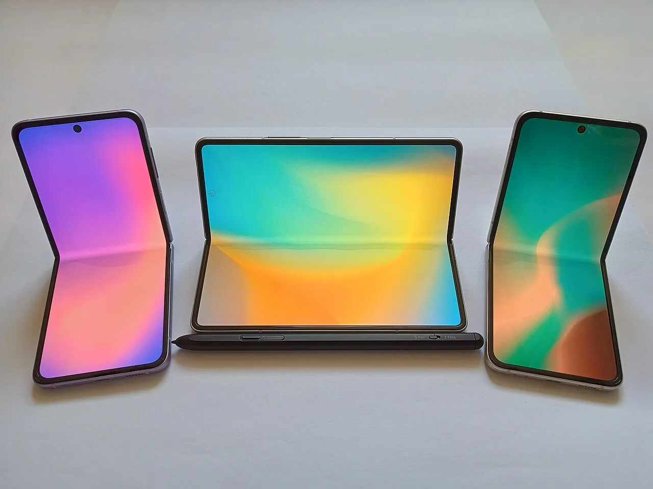 Cover image for Motorola Edge 2026 Update Policy Raises Concerns for $600 Buyers