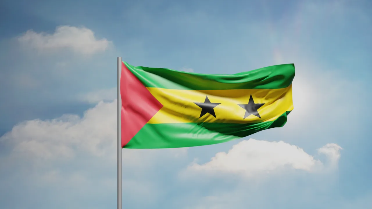 Cover image for Sao Tome and Principe Balances Global Powers