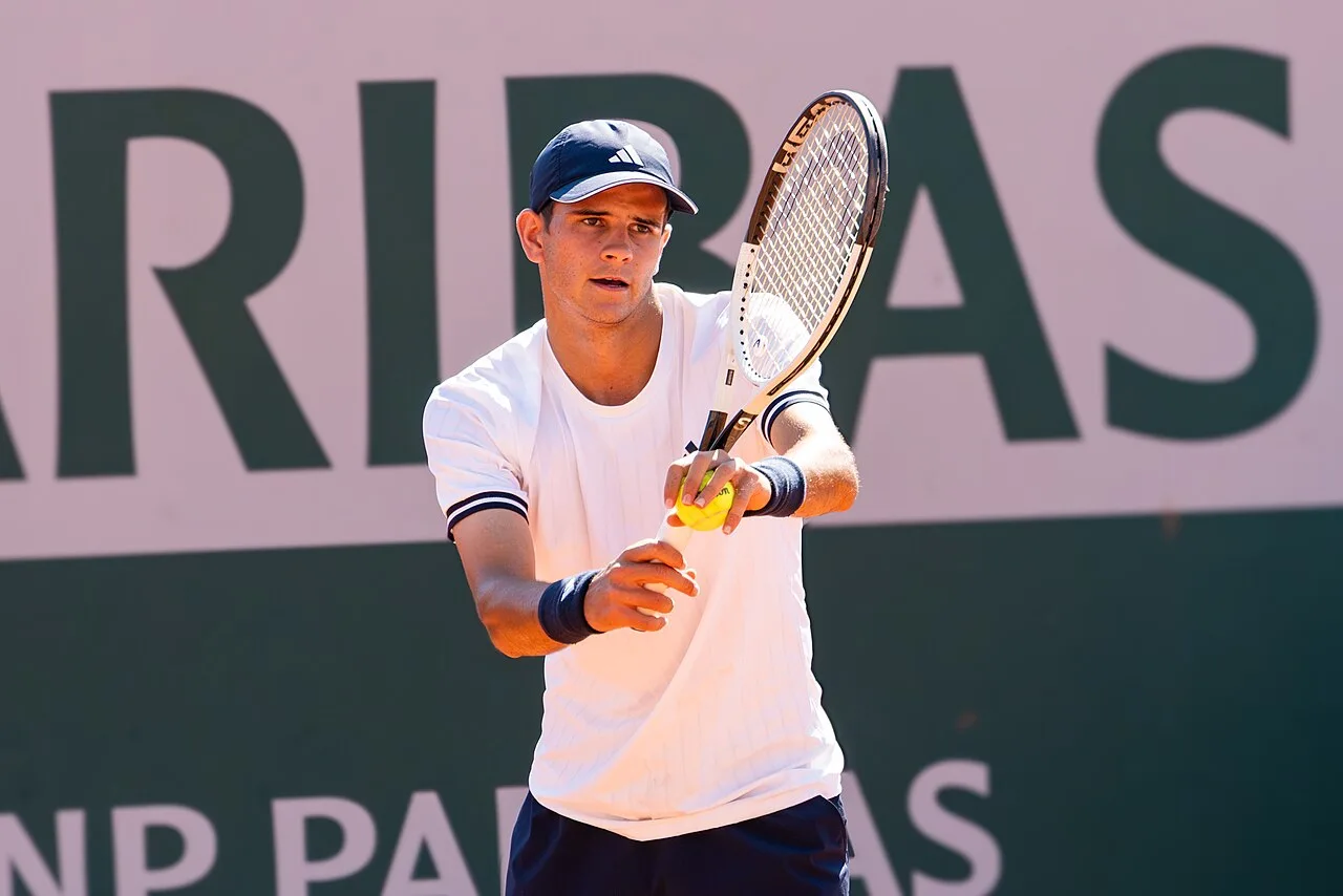 Cover image for Tennis History in the Making