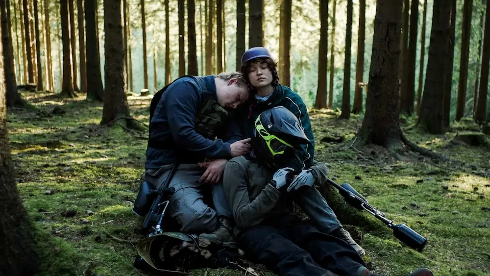 Oasis Review: A Haunting Tale of Bullying, Friendship and Teenage Survival