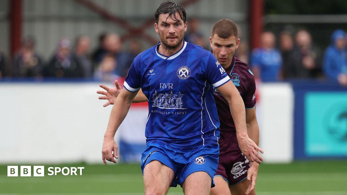 Ex-Crues Players Spark Limavady Victory Over Crusaders at Seaview