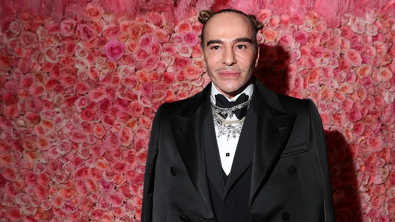 Met Gala Organizers Weigh Date Shift After John Galliano Controversy