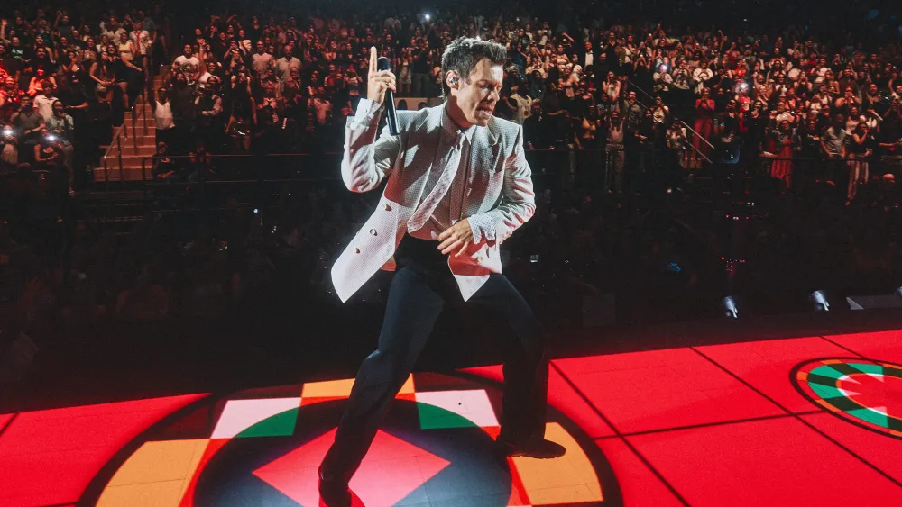 Harry Styles Gives Taylor Swift Wedding Shout Out During MSG Show