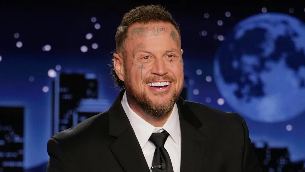 Jelly Roll Calls Politicians ‘Sh*t Job’ and Refutes Trump Endorsement