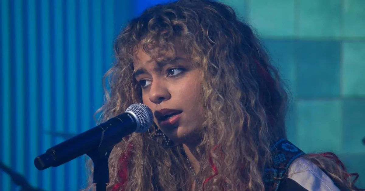 Saturday Sessions Spotlight: Bella Kay’s Electrifying Performance of “The Sick”