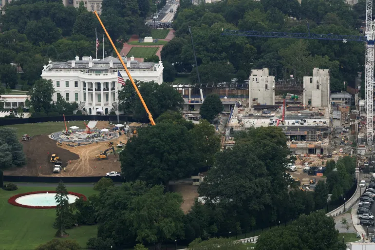 Supreme Court Allows $400 Million White House Ballroom Project to Proceed