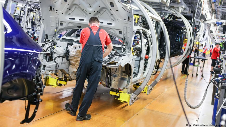 Germany's Auto Crisis: Can the 35 Hour Workweek Survive?