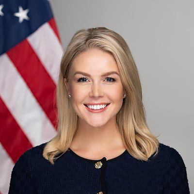 Karoline Leavitt Leaves White House for New Role in Republican Strategy