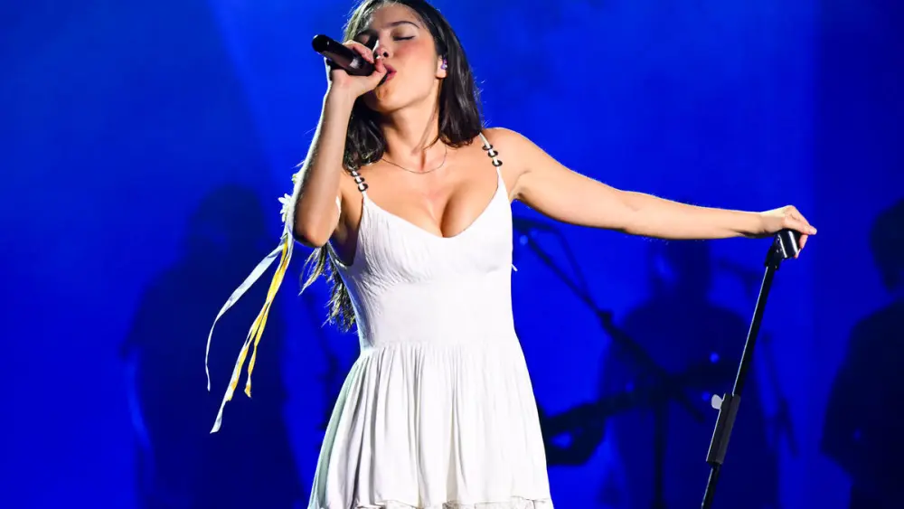 Olivia Rodrigo Unraveled Tour Opening Night Setlist in Connecticut